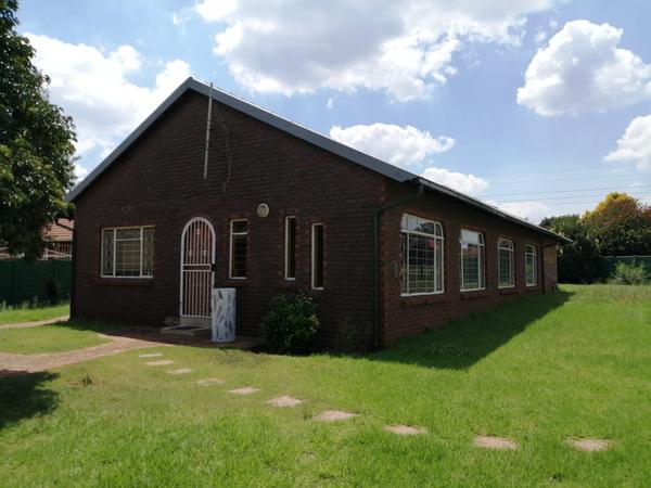 Property For Sale in Struisbult, Springs
