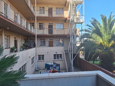 Apartment / Flat For Sale in Springs Central, Springs