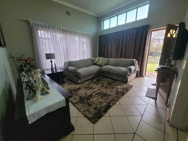 Property For Rent in Petersfield, Springs